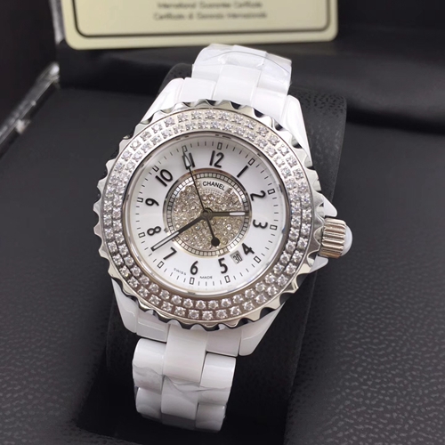 シャネル時計正面デザイン